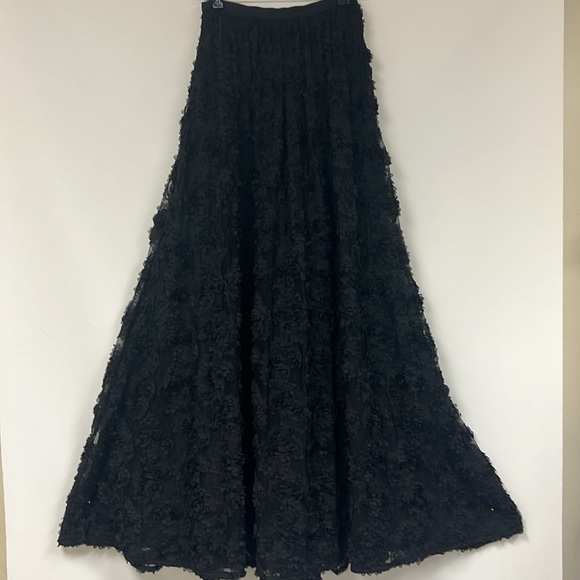 Adrianna papell BLACK & WHITE rosette flare long skirt - Picture 8 of 10